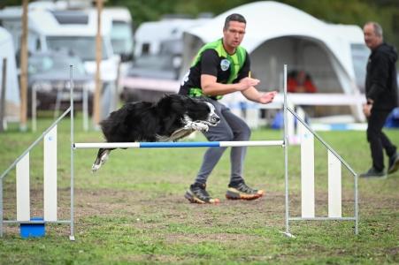 Educateur canin pons education canine mirambeau dresseur de chien charente maritime sport canin 17